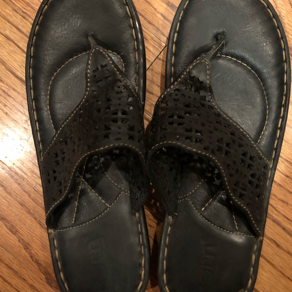 Bjorne Black Sandals W32317 Preowned Bjorne Black Sandals W32317 Preowned
